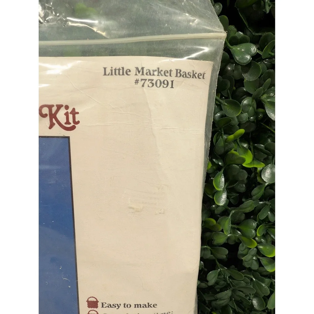 Napier Little Market Basket Kit 73091 Vintage Mini DIY Weaving New Old Stock
